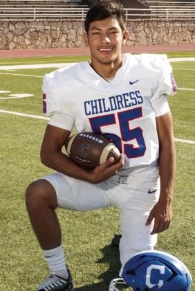 Issac Salinas, Senior, First Team Defensive End
