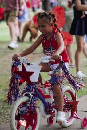Youth celebrate Fourth of July with Party in the Park