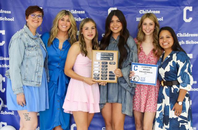 Journey Prince receives the Volleyball Offensive Most Valuable Player Award, Kinley Galligan receives the Volleyball Defensive Most Valuable Player Award and Harley Carrasco receives the Fighting Heart Award, presented by Head Volleyball Coach Charlsi Bozeman and Assistant Volleyball Coaches Bianca Garcia and Stormi Schaefer. From left: Schaefer, Bozeman, Galligan, Prince, Carrasco, Garcia. CHILDRESS HIGH SCHOOL YEARBOOK