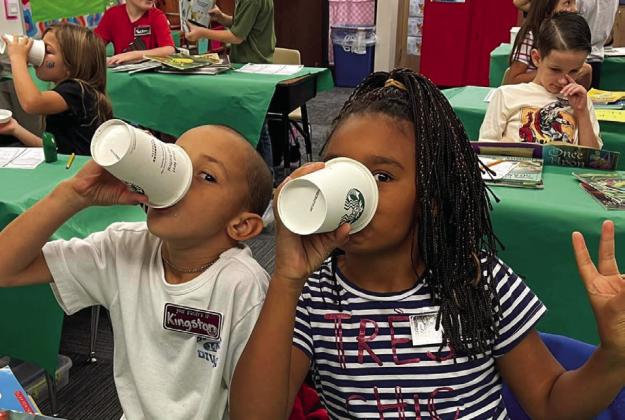 Childress Elementary takes sip at ‘Starbooks Café’