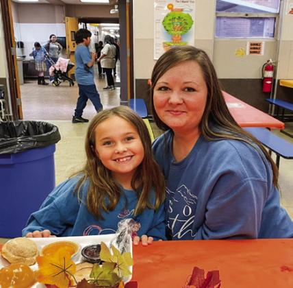 Gobble ‘til you wobble: Austin Elementary School hosts Thanksgiving lunch