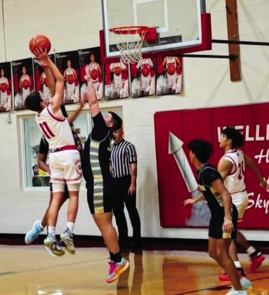 Skyrockets, Lady Rockets bargain for basketball action