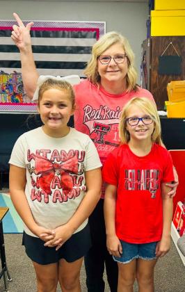 Wellington Elementary Sparklers sport their favorite colleges during College Day Monday, Oct. 20. Wellington Elementary School