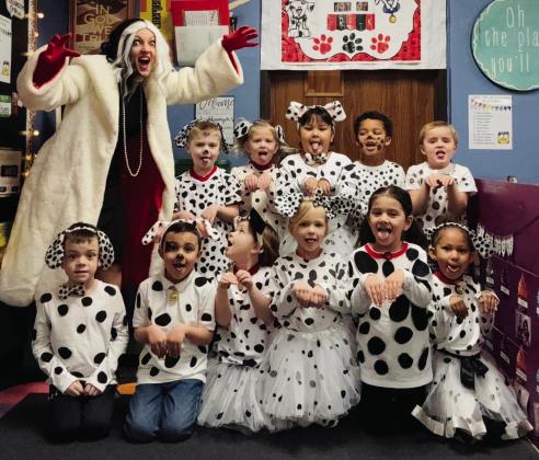 Wellington Elementary School pre-kindergarteners celebrate 101st day of school