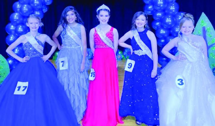O’Rear, Roberson and Medina crowned Wellington queens