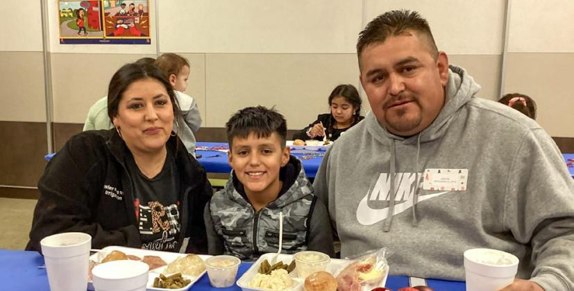 Travis Elementary School and Austin Elementary School students and their families gather for Community Christmas Lunch Wednesday, Dec. 20 and Thursday, Dec. 21. Photos Courtesy of Memphis ISD