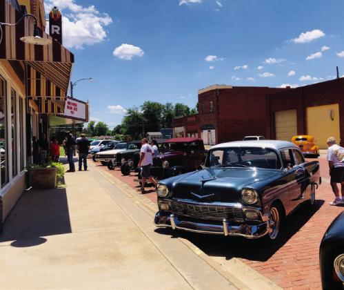 Owens hosts The Road Rocket Car Club weekend