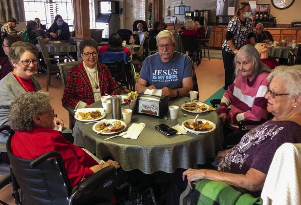 Wellington Care Center hosts fun, festive party