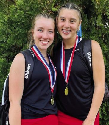 Lady Rockets, Skyrockets take district tennis championship