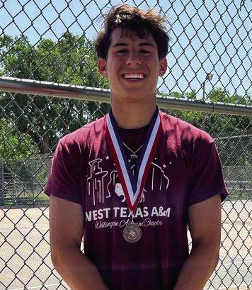Lady Rockets, Skyrockets take district tennis championship