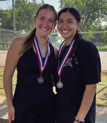 Lady Rockets, Skyrockets take district tennis championship