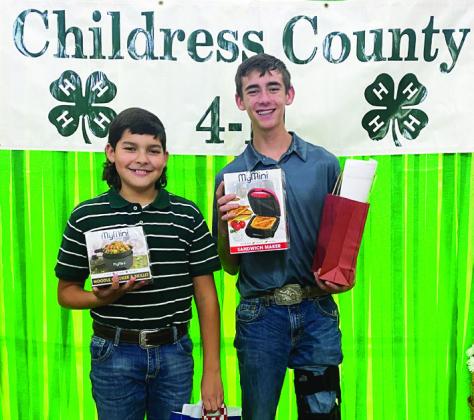 From left: Austynn Rothwell, first place; Kasen Chapman, second place.