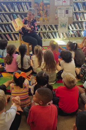 Collingsworth Library shares 2023 Summer Reading Program theme