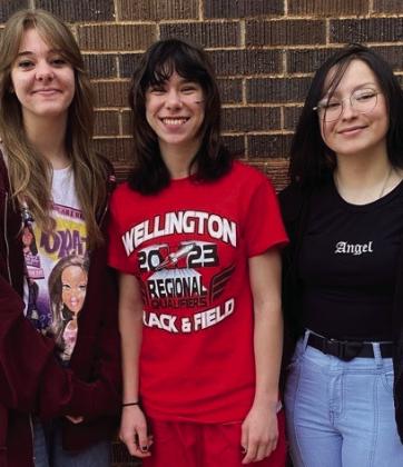 Wellington High School artists Jaci Porter, left, Addy Mock and Angela Molina make the trip to San Marcos last Saturday for the State Visual Arts Scholastic Event (VASE). Courtesy Photos