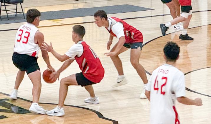 Skyrockets continue summer play