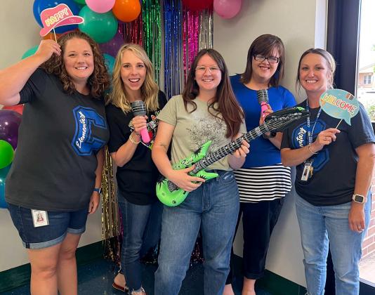 Childress Elementary School staff prepares for the 2023-2024 school year with a backto-school breakfast and planning party Monday, Aug. 7. All Childress Independent School District (ISD) campuses will return to school Thursday, Aug. 17. Photos Courtesy of Childress Elementary School