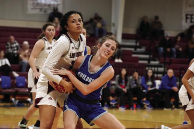 Lady Cats take tumble to Clarendon
