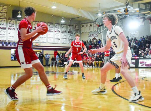 Skyrockets stay competitive in district play