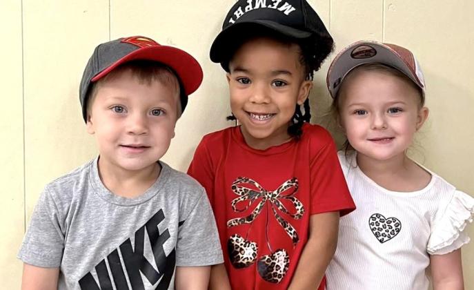 Austin Elementary School celebrates Dr. Suess Week