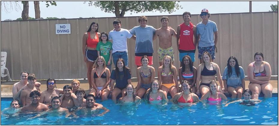 WHS Class of 2024 makes a splash
