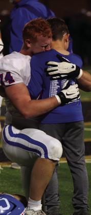 Bobcats close season against Wall