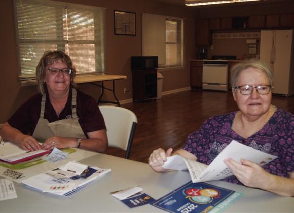 Texas A&amp;M AgriLife Extension Service of Childress County Family and Community Health Agent Sandra Moody, left, presents the second session of the four-part series A Fresh Start to a Heathier You! Thursday, Nov. 21 at the Childress Housing Authority—Shady Grove Apartments Meeting Room. Among attendees was Phyllis Preston, right. Photo by Grace Holman
