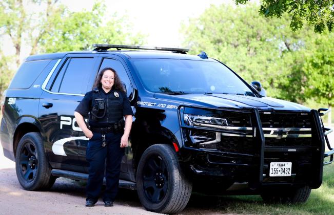 Lisa Marie Gonzalez will serve as the newest Childress Independent School District (ISD) school resource officer (SRO). Gonzalez will serve alongside Sgt. Jerald Johnson in the 2023-2024 school year. Through the Lens of Liz/Elizabeth Oronia