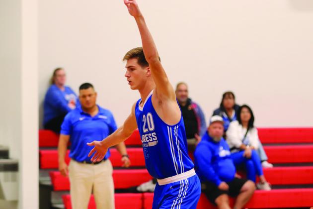 Bobkittens kick off season against Slaton