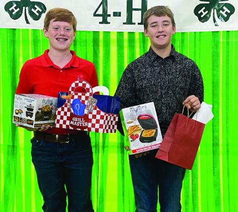 From left: Ryker Schaefer, first place; Slade Chapman, second place.