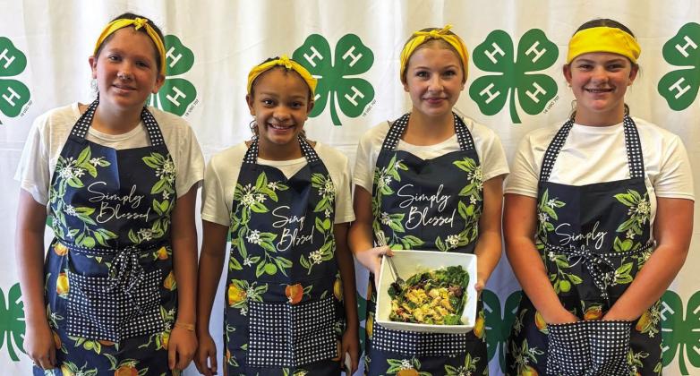 The Intermediate team of Baylee Altman, Haylie Altman, Victoria Garcia and Ky’Ree Johnson place fifth in Main Dish with chicken salad.