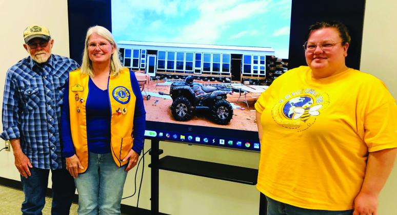 Wellington Lions look at Earthship home construction