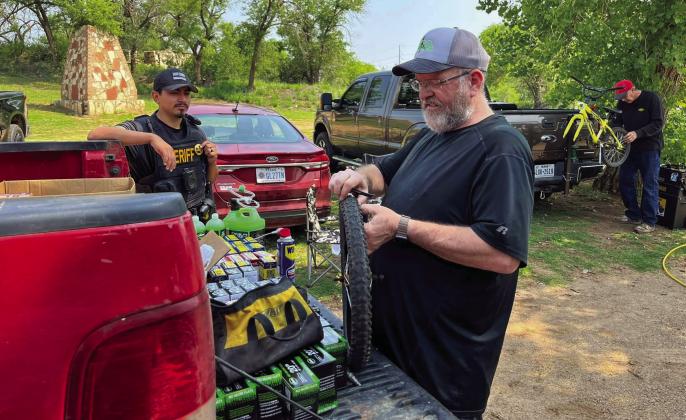 Memphis ISD hosts bicycle repair,safety event