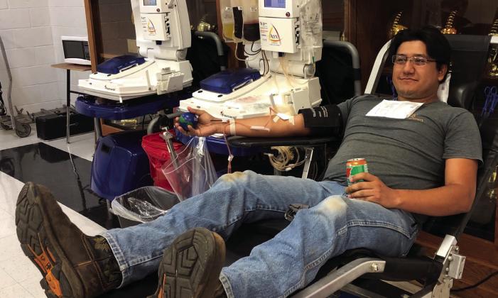 Gil gives ‘Gift of Life’