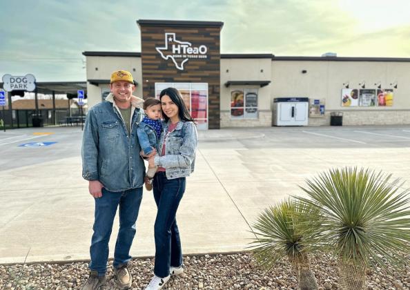 The Vest family, including co-owners Vandon and Soni Vest and their son, Volan, welcomed guests to try 26 flavors of world-famous iced tea at HTeaO’s Childress location, which opened in March. Photo Courtesy of HTeaO