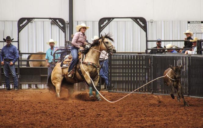 Kashlee Schumacher, of Hereford, wins the 15-and-under breakaway roping championship with a 9.53 on three rounds during the STS Jr. Championship Summertide Saturday, Aug. 20, qualifying for the Hooey Jr. Patriot. For additional champion photos, see 7B. The Red River Sun/Elizabeth Tanner