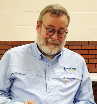 Memphis Lions Club welcomes Texans on Mission’s Gerry Lewis