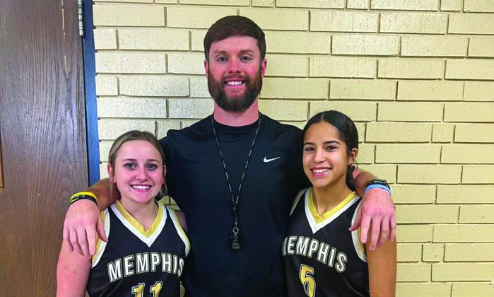The Memphis Lady Cyclone basketball team makes a special effort to take photos with Memphis Independent School District (ISD) faculty and staff members which they admire and are grateful for, spreading Memphis ISD’s moto, #youmatter. Photos Courtesy of Memphis ISD