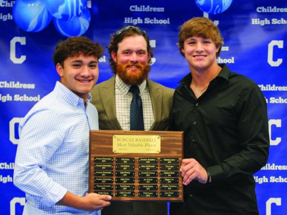Childress athletes receive MVP awards