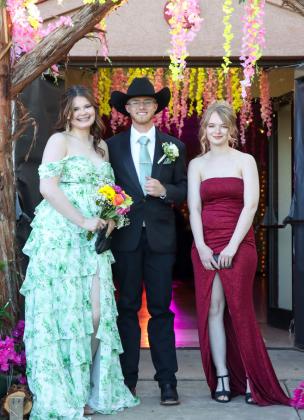 Childress High School promgoes party the night away