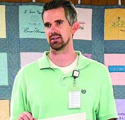 Keys addresses Retired School Personnel