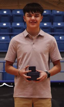 Put a ring on it: Class of 2026 receives class rings