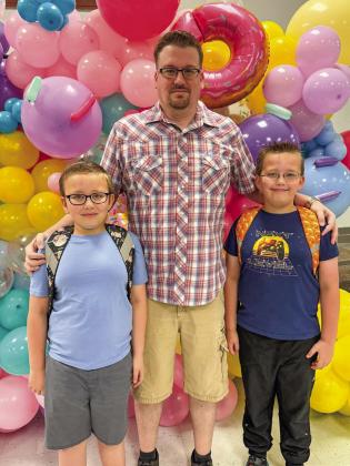 Childress Elementary hosts ‘Donuts for Dads’