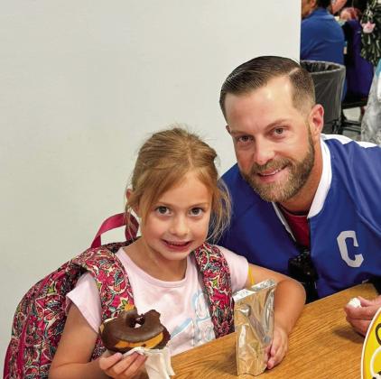 Childress Elementary hosts ‘Donuts for Dads’