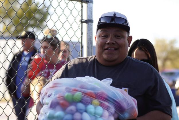 Meet the Lady Cats doubles as egg hunt