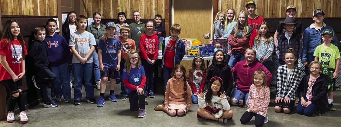 Childress County 4-H hosts Christmas Party,donates Toys for Tots