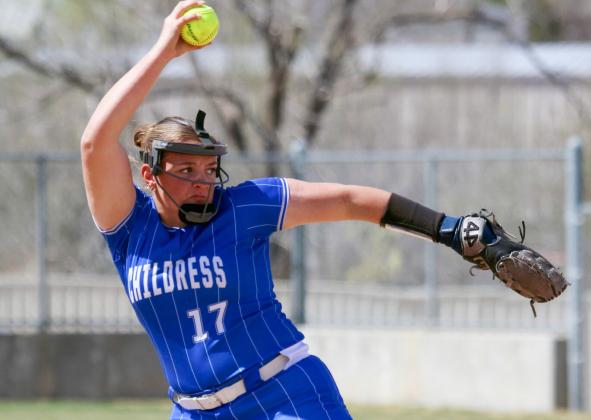 Childress’ Ansley Parr strikes out 13 hitters in the Lady Cats’ 11-1 victory over River Road Friday, March 20 in Amarillo. Press Pass Sports/Tyler Anderson