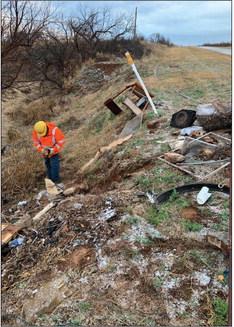 Collingsworth TxDOT staff requests help with illegal dumping