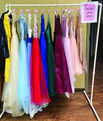 Miss Wellington Scholarship Pageant hosts dress affair