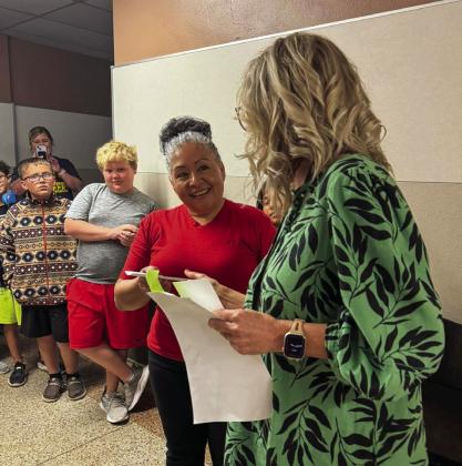 Memphis ISD thanks custodians
