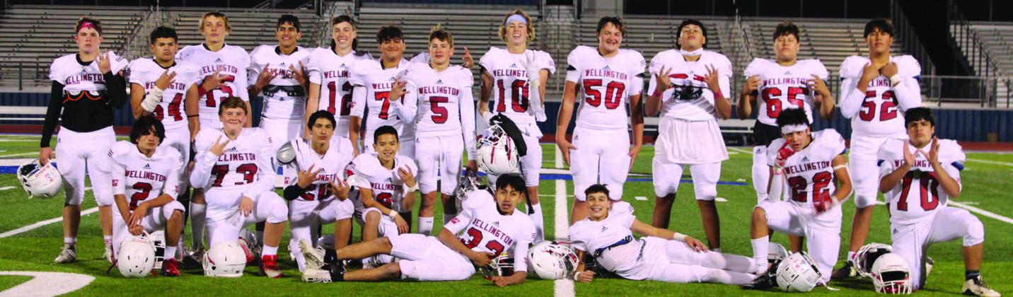 Junior varsity Skyrockets cap season against City View